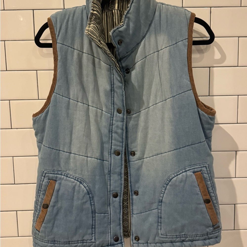 Billabong Light Denim Reversible Vest